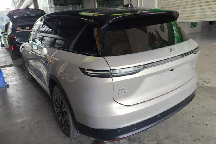 Used Nio ES8 2023 75 kWh Executive Edition Rear Left 45 Deg