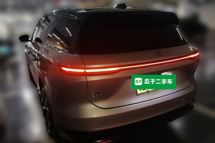 Used Nio ES8 2023 100kWh Signature Edition Rear Left 45 Deg