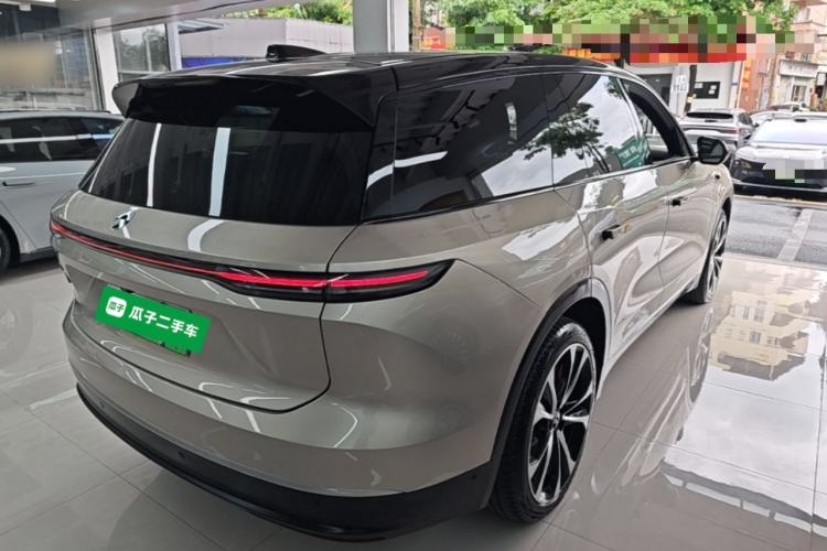 Used Nio ES8 2023 100kWh Signature Edition Rear Right 45 Deg