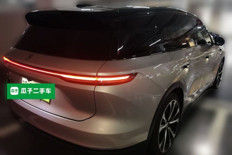 Used Nio ES8 2023 100kWh Signature Edition Rear Right 45 Deg