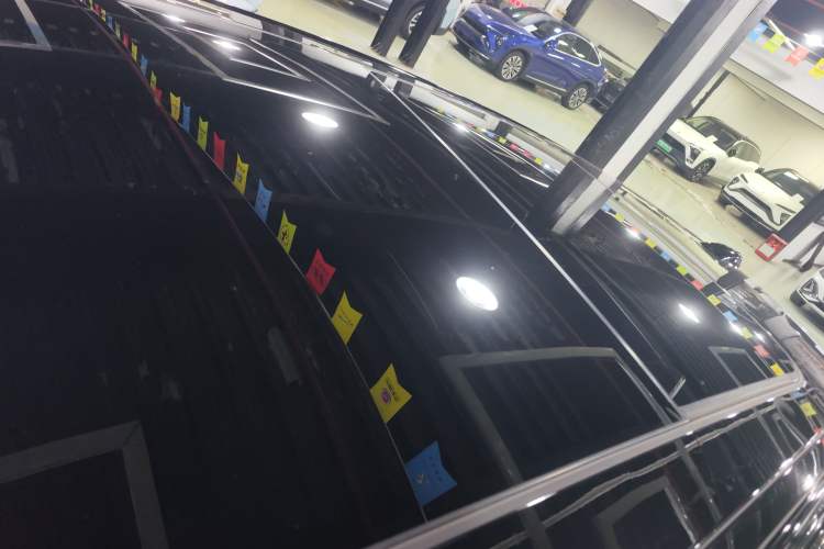 Used Nio ES8 2023 75 kWh Roof