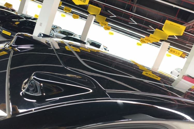 Used Nio ES8 2023 75 kWh Executive Edition Roof