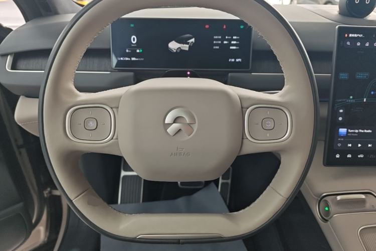 Used Nio ES8 2023 100kWh Signature Edition Steering Wheel
