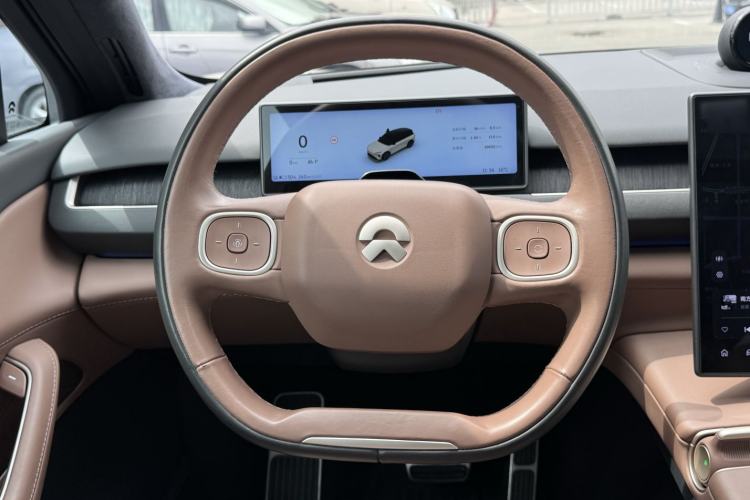 Used Nio ES8 2023 75 kWh Steering Wheel