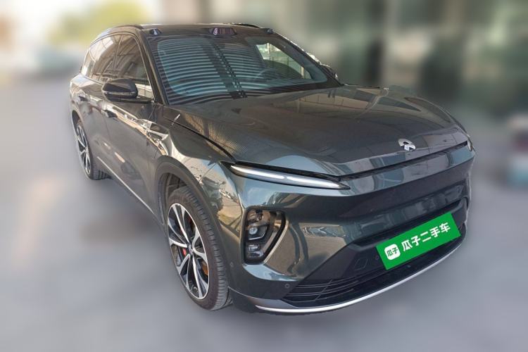 Used Nio ES8 2023 100kWh Front Right 45 Deg