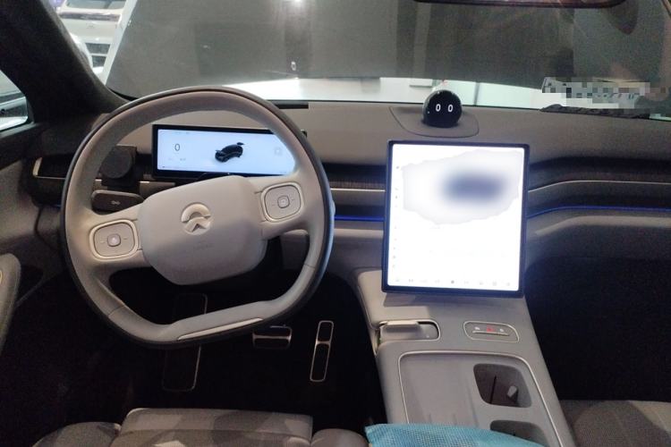 Used Nio ES8 2023 75 kWh Steering Wheel