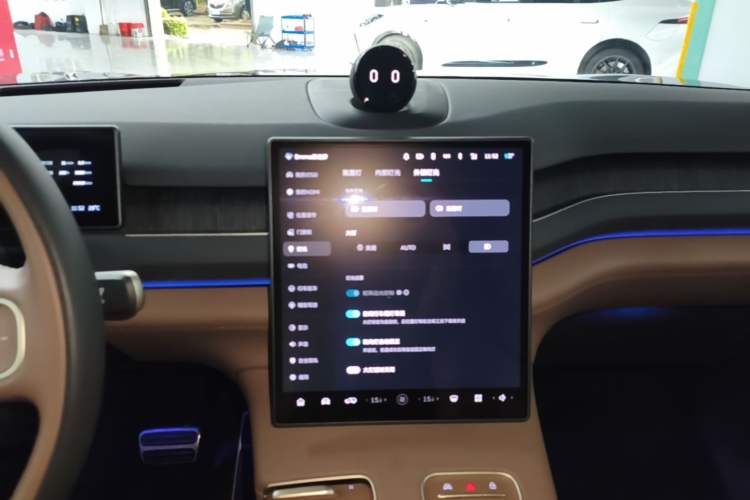 Used Nio ES8 2023 100kWh Signature Edition Audio And AC Panel