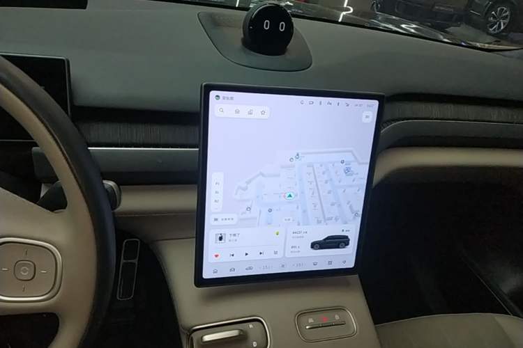 Used Nio ES8 2023 75 kWh Audio And AC Panel
