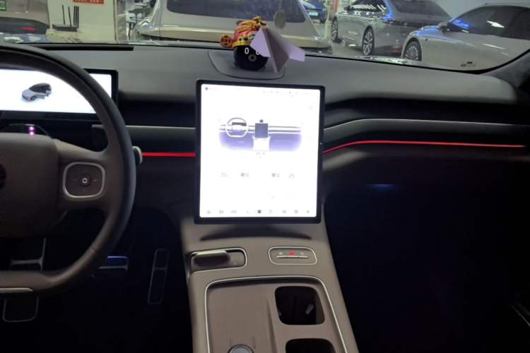 Used Nio ES8 2023 75 kWh Audio And AC Panel