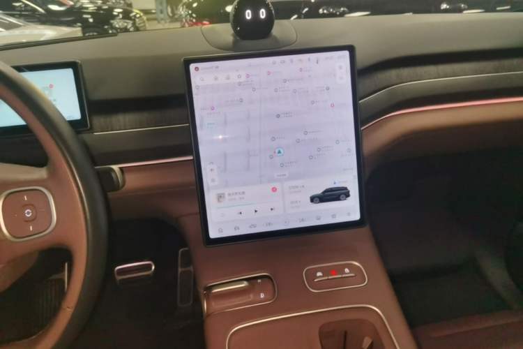 Used Nio ES8 2023 75 kWh Audio And AC Panel