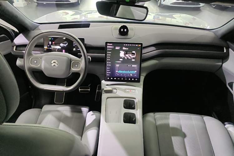 Used Nio ES8 2023 75 kWh Center Console