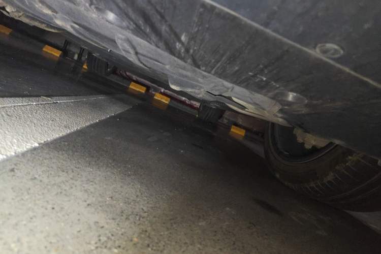 Used Nio ES8 2023 75 kWh Chassis Front