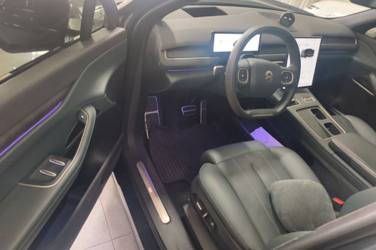 Used Nio ES8 2023 100kWh Signature Edition Driver Seat