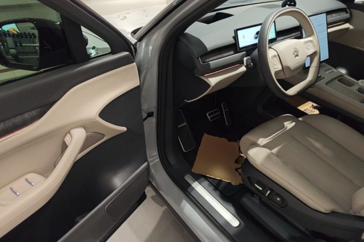 Used Nio ES8 2023 100kWh Executive Edition Driver Seat