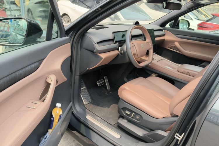 Used Nio ES8 2023 100kWh Signature Edition Driver Seat