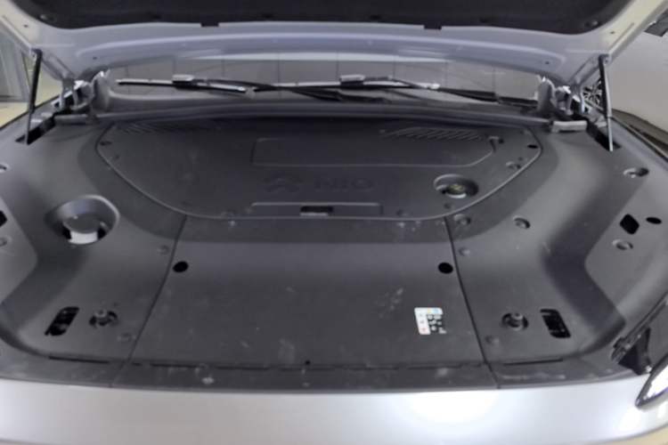 Used Nio ES8 2023 75 kWh Engine Bay