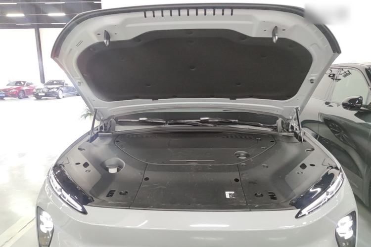 Used Nio ES8 2023 75 kWh Engine Bay