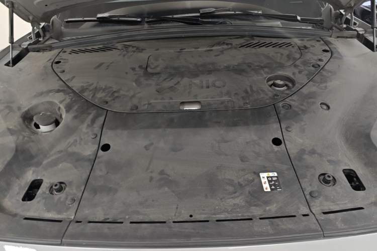 Used Nio ES8 2023 75 kWh Engine Bay