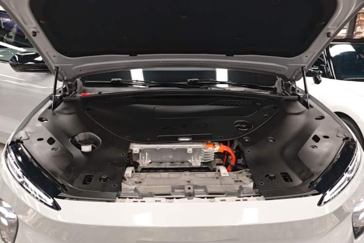 Used Nio ES8 2023 75 kWh Executive Edition Engine Bay