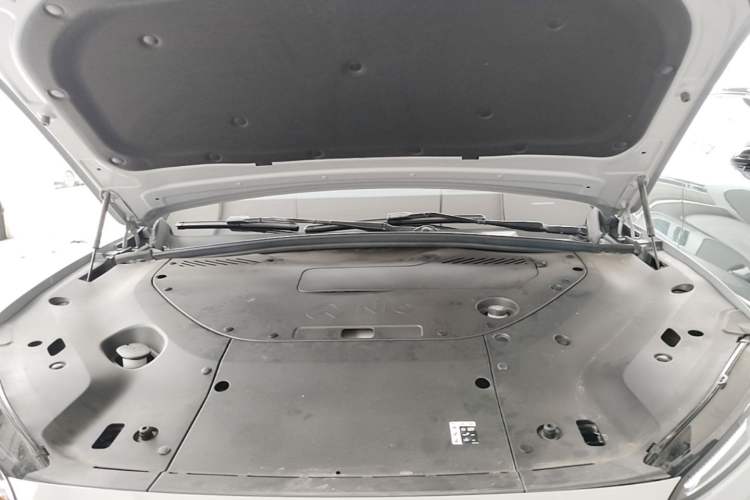 Used Nio ES8 2023 75 kWh Engine Bay