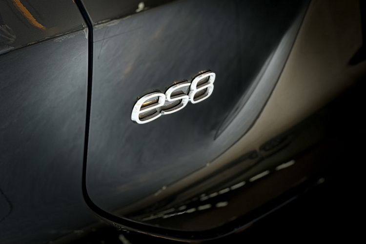 Used Nio ES8 2023 75 kWh Executive Edition Exterior 1