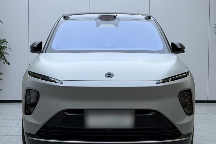 Used Nio ES8 2023 100kWh Exterior 2