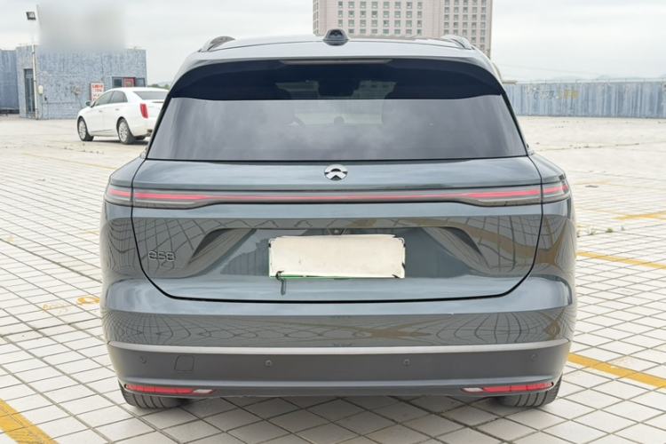 Used Nio ES8 2023 100kWh Signature Edition Exterior 3