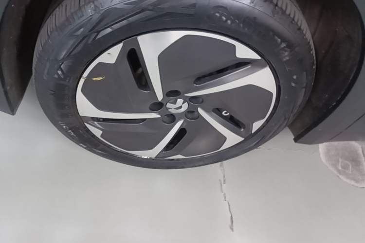 Used Nio ES8 2023 75 kWh Executive Edition Exterior 4