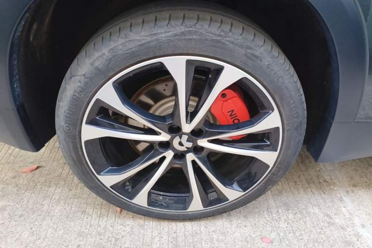 Used Nio ES8 2023 100kWh Signature Edition Exterior 5