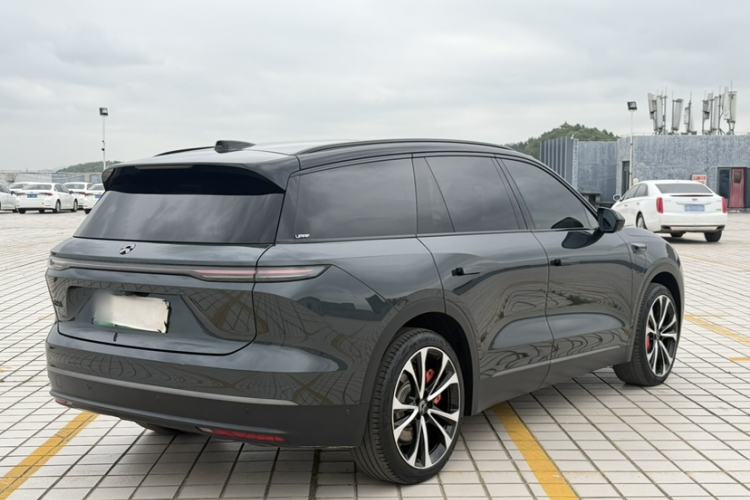 Used Nio ES8 2023 100kWh Signature Edition Exterior 7