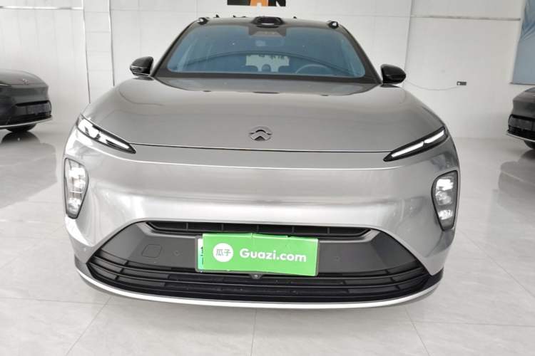 Used Nio ES8 2023 75 kWh Front