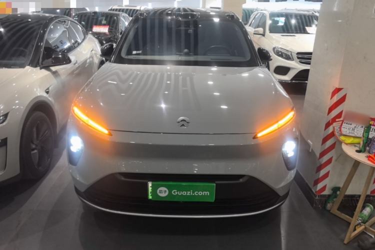 Used Nio ES8 2023 75 kWh Front