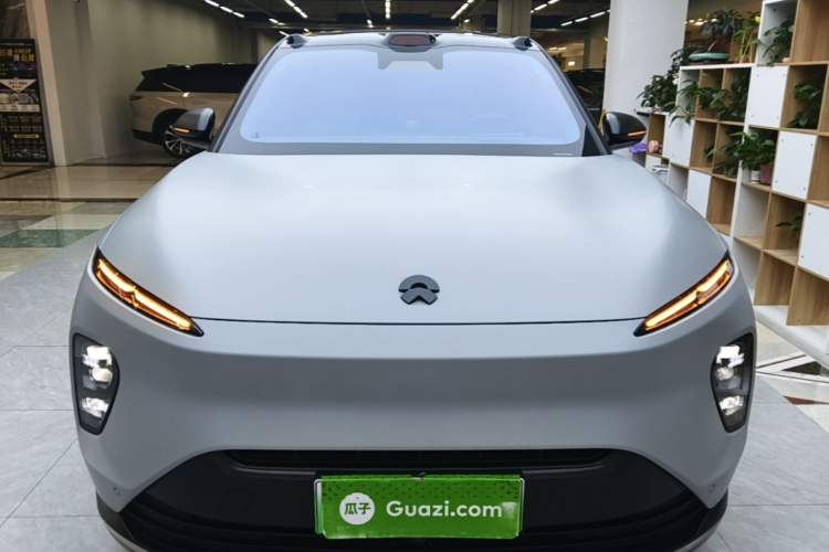 Used Nio ES8 2023 75 kWh Front