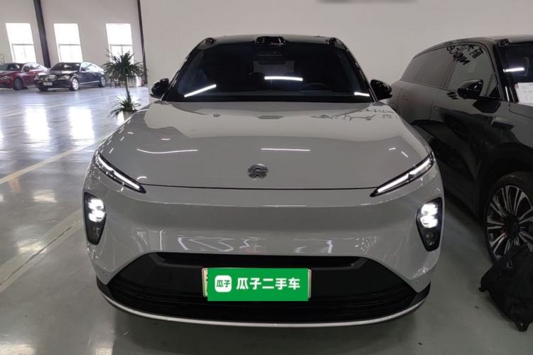 Used Nio ES8 2023 75 kWh Front
