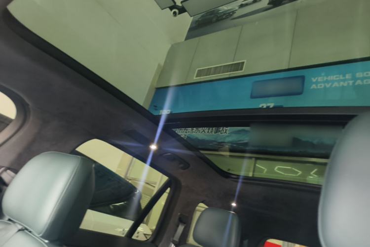 Used Nio ES8 2023 100kWh Signature Edition Headliner
