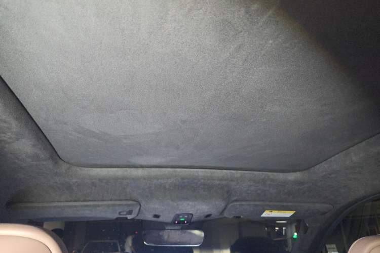 Used Nio ES8 2023 75 kWh Headliner