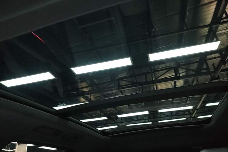 Used Nio ES8 2023 75 kWh Executive Edition Headliner