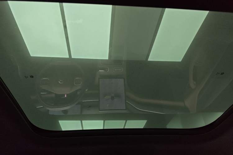 Used Nio ES8 2023 75 kWh Executive Edition Headliner