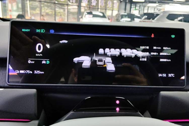Used Nio ES8 2023 75 kWh Instrument Cluster