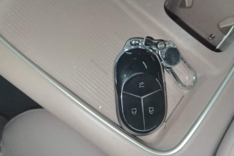 Used Nio ES8 2023 75 kWh Interior 1