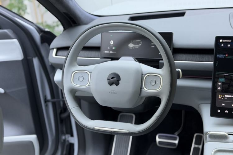 Used Nio ES8 2023 100kWh Interior 11