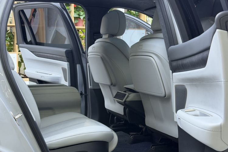 Used Nio ES8 2023 100kWh Interior 4