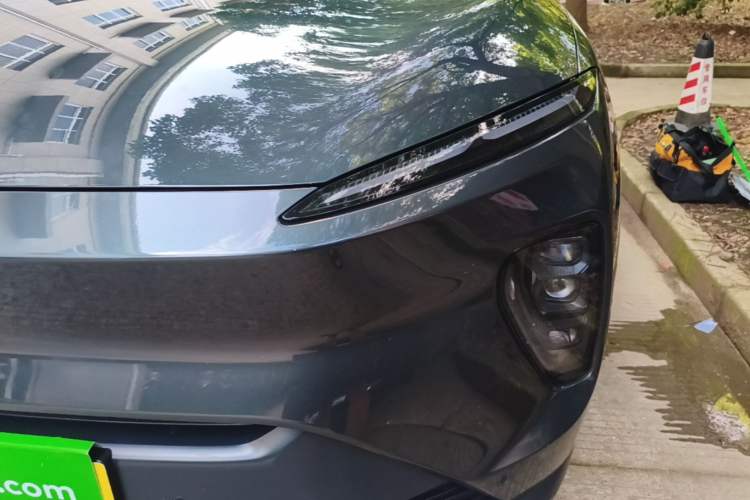 Used Nio ES8 2023 100kWh Signature Edition Left Front Headlight