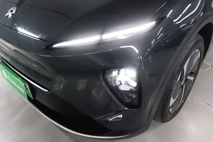 Used Nio ES8 2023 75 kWh Executive Edition Left Front Headlight