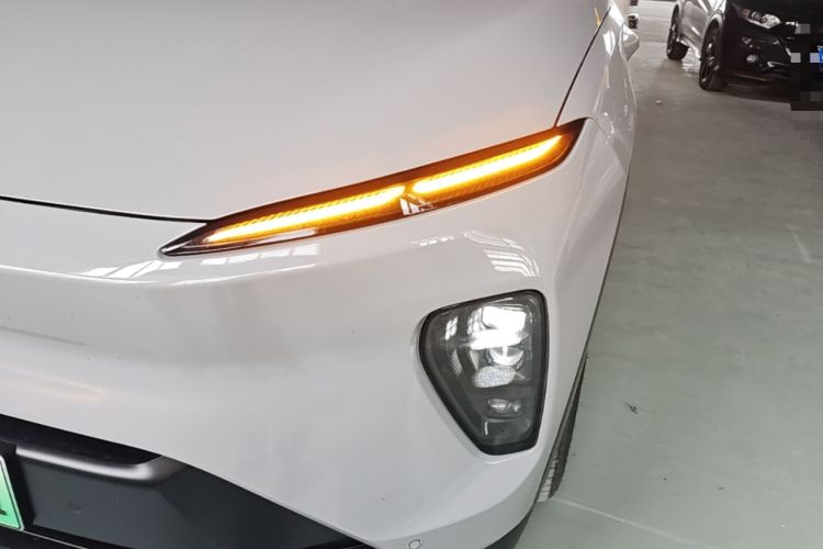 Used Nio ES8 2023 75 kWh Left Front Headlight