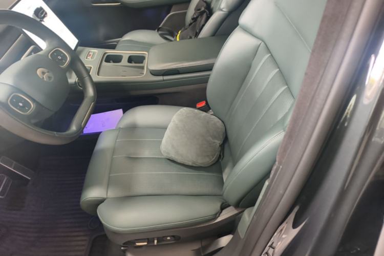 Used Nio ES8 2023 100kWh Signature Edition Left Front Seat