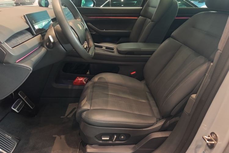 Used Nio ES8 2023 100kWh Signature Edition Left Front Seat