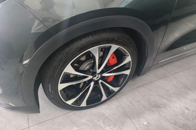 Used Nio ES8 2023 100kWh Signature Edition Left Front Wheel Hub