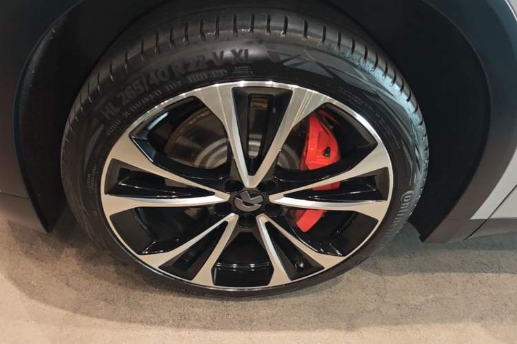 Used Nio ES8 2023 100kWh Signature Edition Left Front Wheel Hub