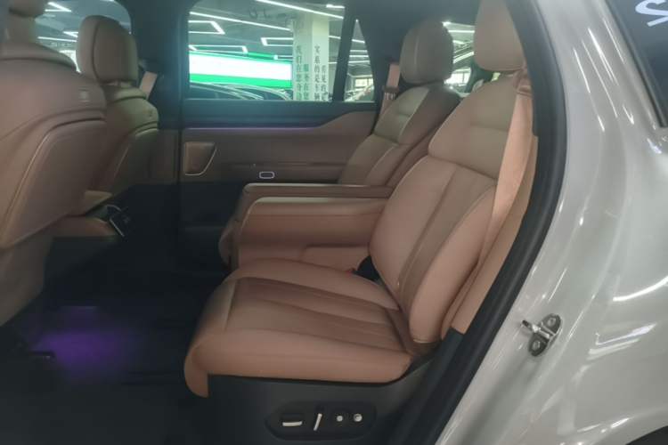 Used Nio ES8 2023 75 kWh Left Rear Seat